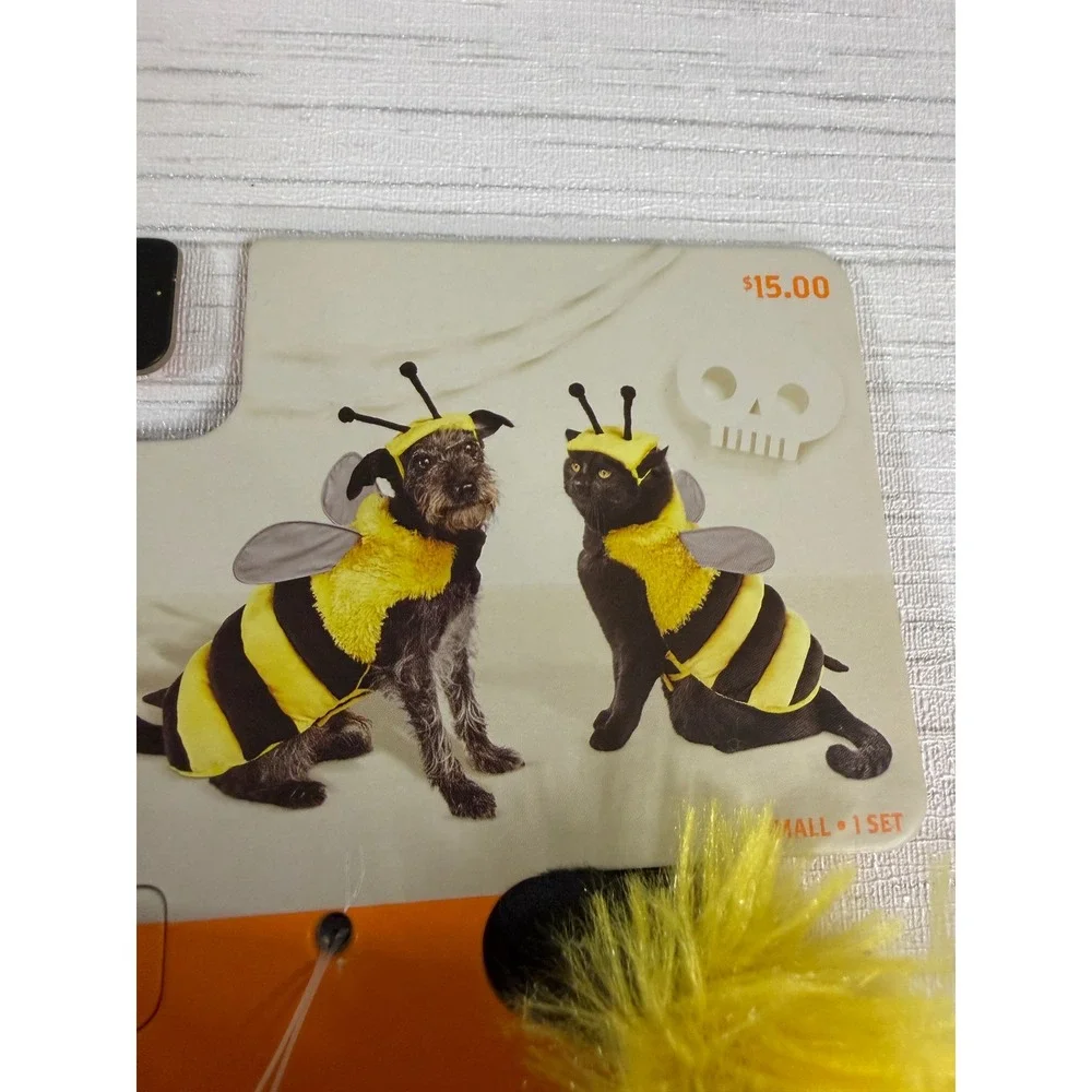 Hyde & EEK! Boutique Bumble Bee Pet Costume Small Yellow Black Halloween Dog Cat